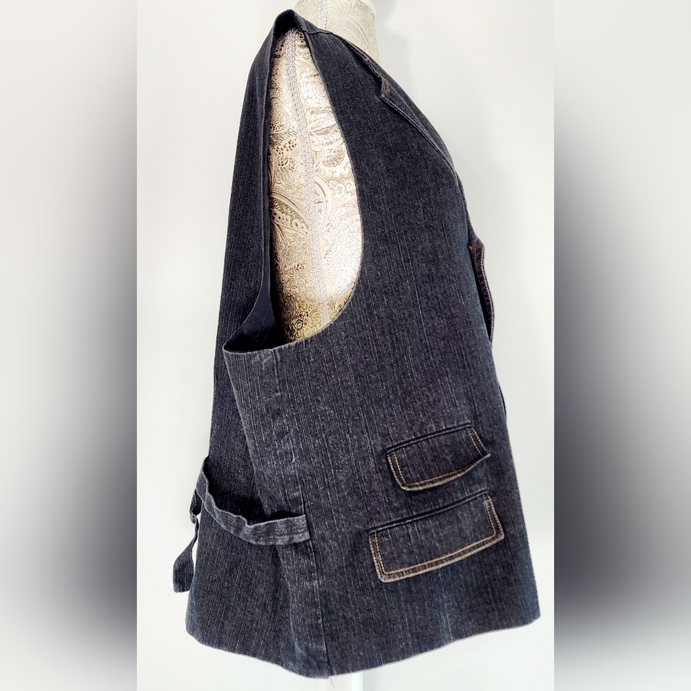 Vittorio St. Angelo Button-Down Vest - image 4